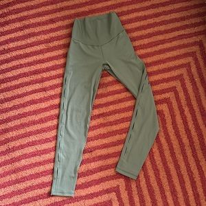💚 SPECIAL Aerie OFFLINE Real Me High Rise Side Slit Leggings, Small! Sage Green